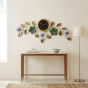 Horloge Murale Design Floral en Métal Doré