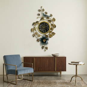 Horloge Murale en Fer avec Feuilles Dorées et Oiseau Décoratif