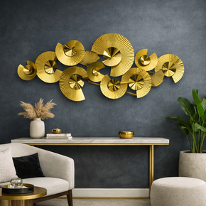 Décoration Murale Dorée en Métal Effet Soleil